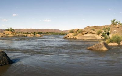 Rivier-1024x441-400x250